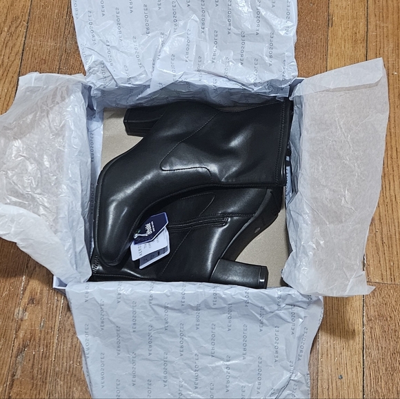 Aerosoles Cinnamon/ Women's/Ankle Boots/black/side zipper/square toe /block heel - Picture 12 of 15